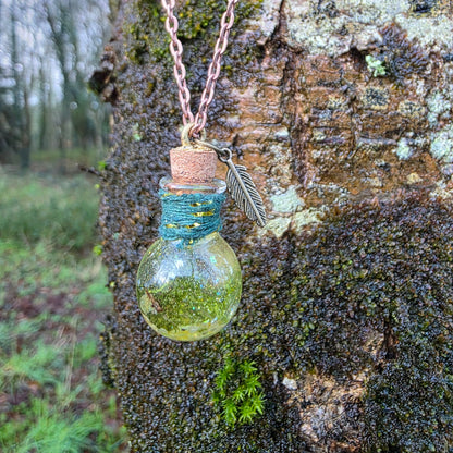 Pendentif "L'Apothicaire des bois"