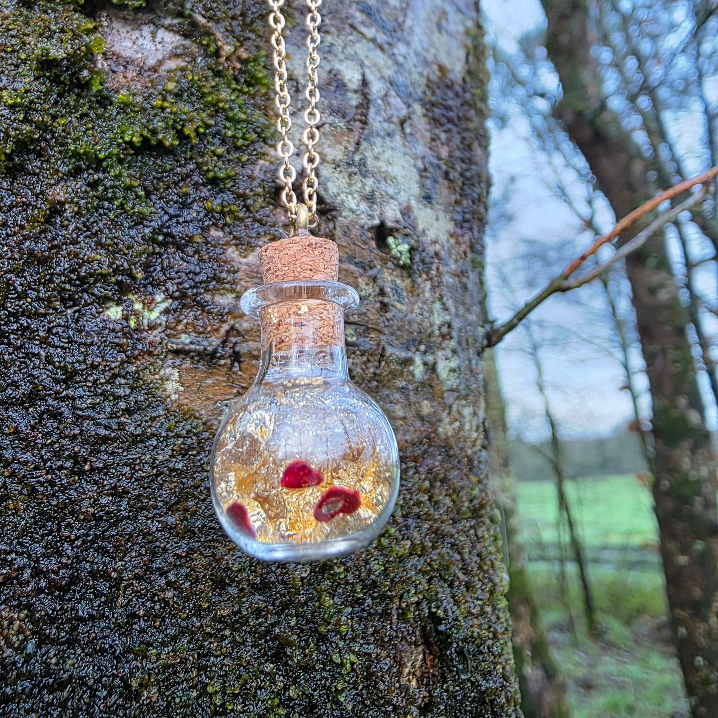 Pendentif Ma p'tite fiole d'amour.